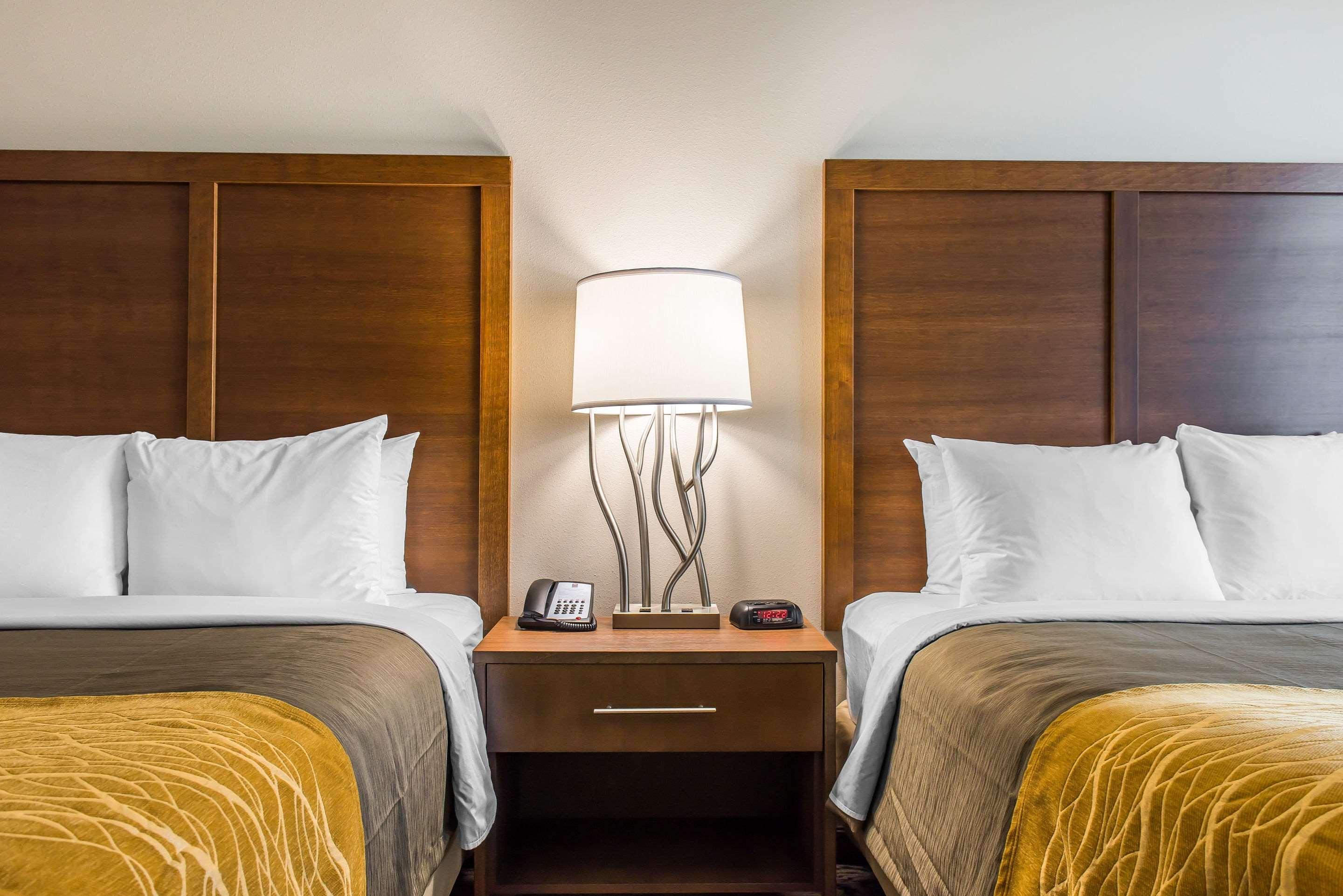 Comfort Inn & Suites Valdosta Bagian luar foto
